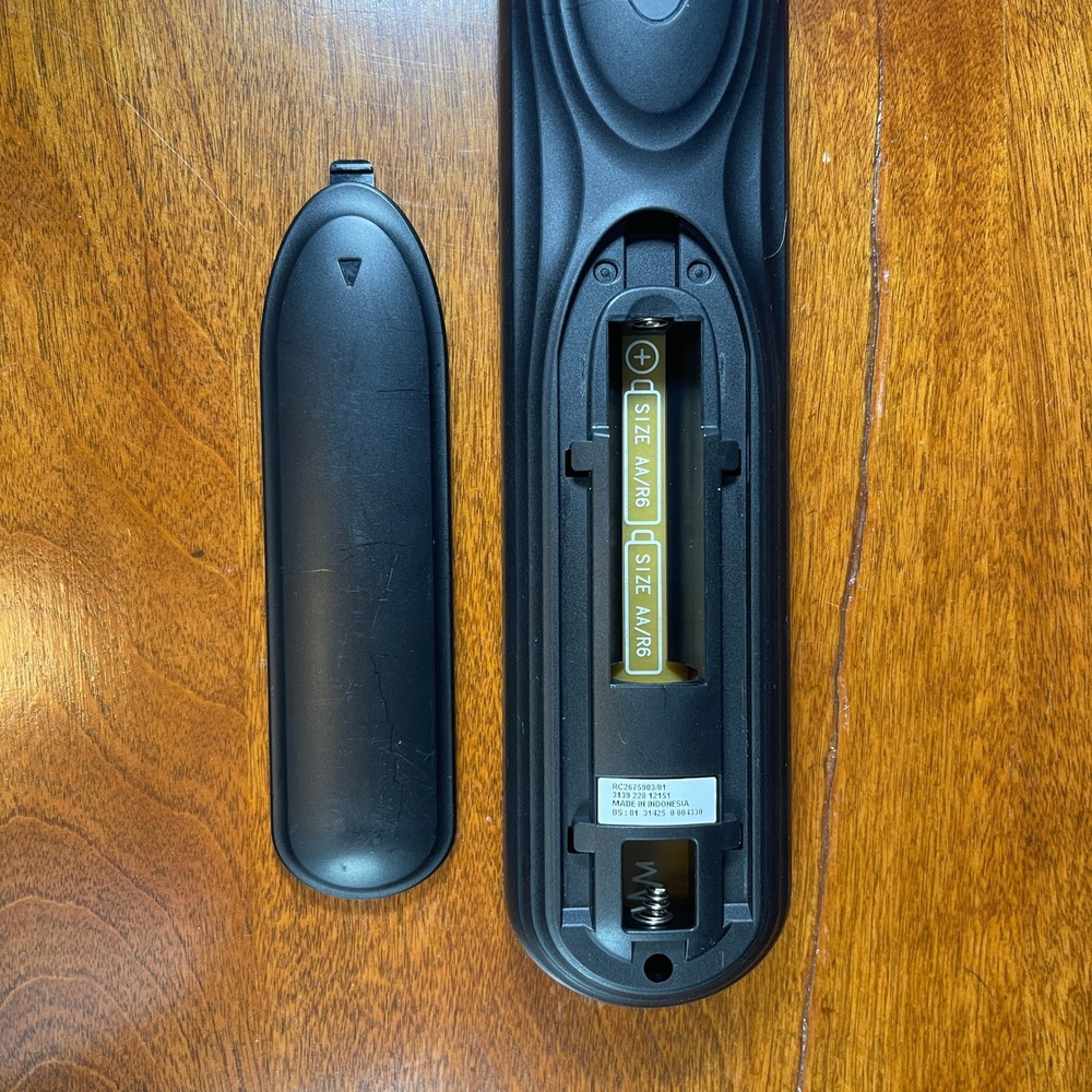 Sony RM VZ320 Remote Commander Universal Remote Control Black - Picture 8 of 9